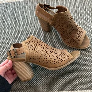 Target: Universal Thread Open Toe Heels